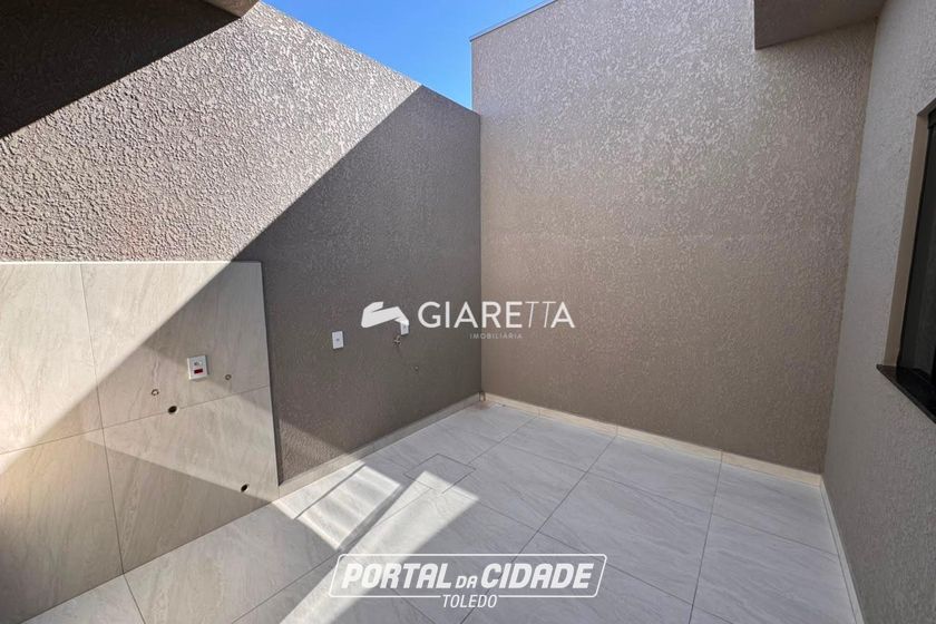 Casa &agrave; venda - 57m&sup2; - JARDIM COOPAGRO