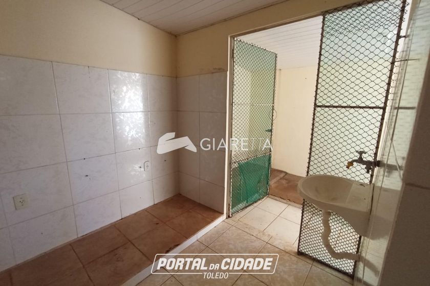Casa &agrave; venda - 140m&sup2; - JARDIM GISELA