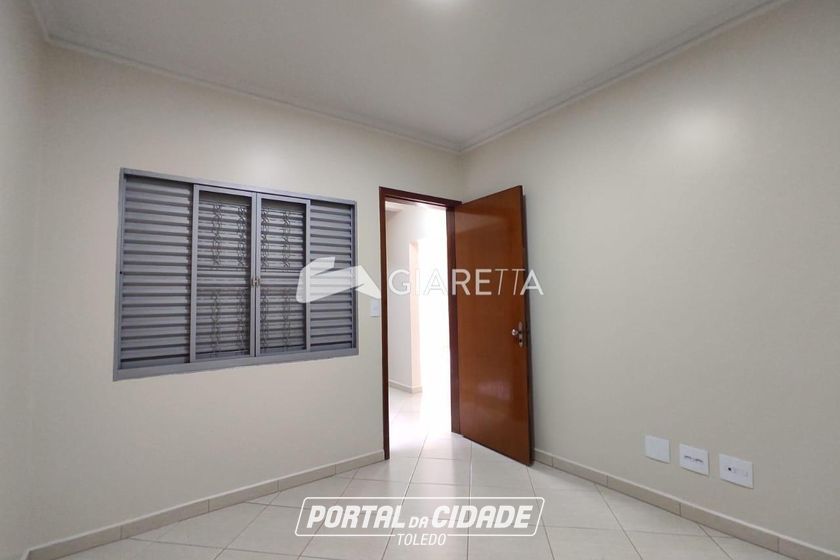 Apartamento para alugar - 90m&sup2; - CENTRO