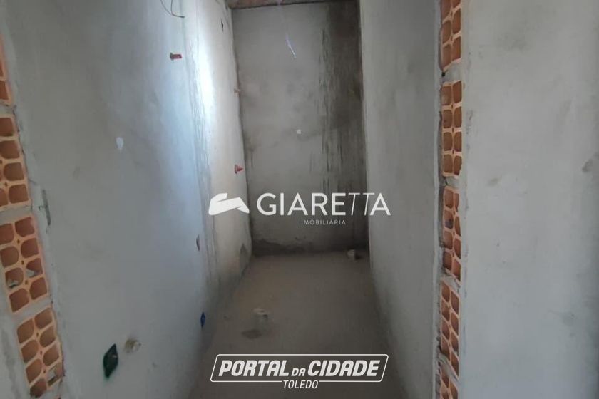 Apartamento &agrave; venda - 105m&sup2; - CENTRO