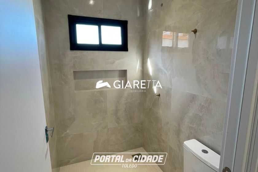 Casa &agrave; venda - 85m&sup2; - JARDIM PARIZOTTO