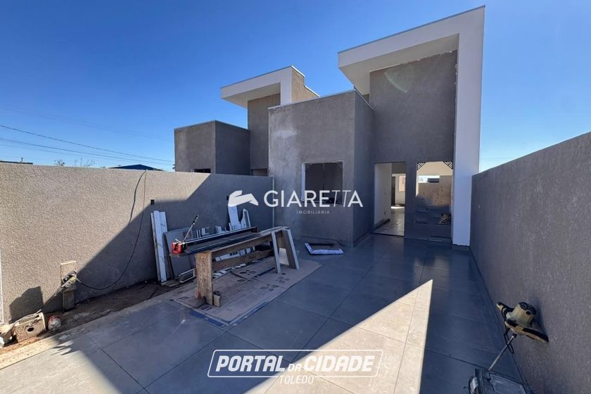 Casa &agrave; venda - 63m&sup2; - JARDIM COOPAGRO