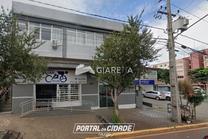 Apartamento para alugar - 120m&sup2; - CENTRO