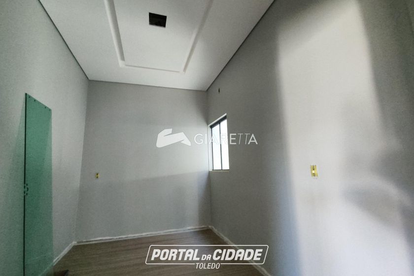 Casa &agrave; venda - 206m&sup2; - JARDIM GISELA