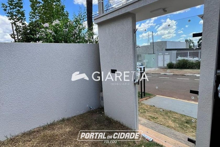 Casa para alugar - 121m&sup2; - JARDIM PANCERA