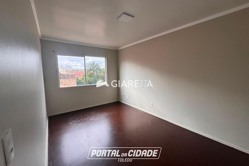 Apartamento para alugar - 122m&sup2; - CENTRO