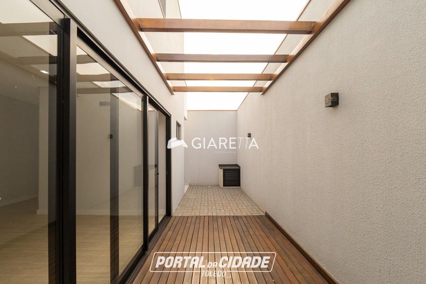 Sobrado &agrave; venda - 166m&sup2; - CENTRO