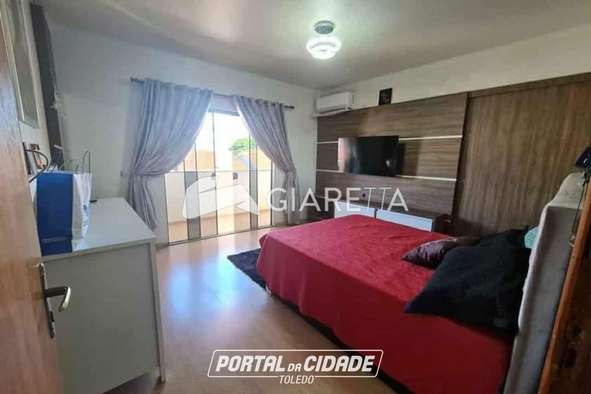 Sobrado &agrave; venda - 279m&sup2; - JARDIM S&Atilde;O FRANCISCO