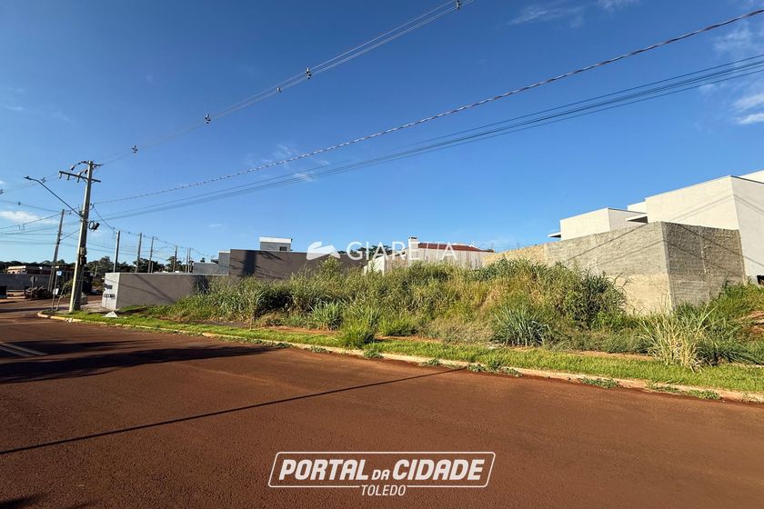 Terreno &agrave; venda - 284m&sup2; - JARDIM COOPAGRO