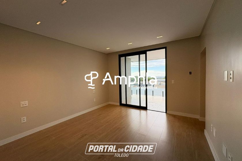 Sobrado &agrave; venda - 294m&sup2; - Cascavel Velho
