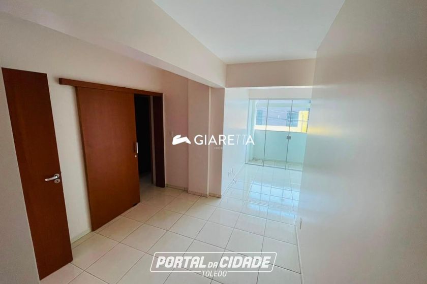 Apartamento para alugar - 60m&sup2; - CENTRO