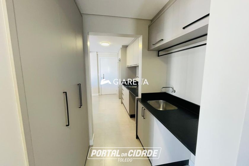 Apartamento para alugar - 85m&sup2; - CENTRO