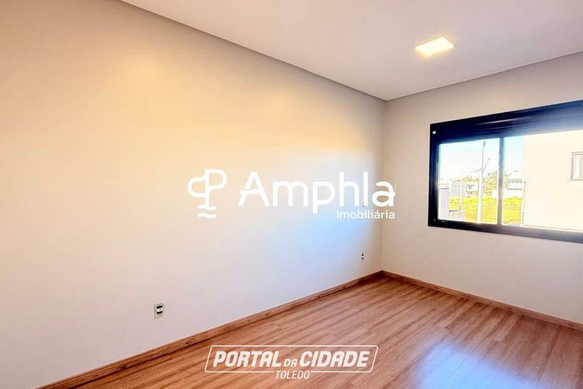 Sobrado &agrave; venda - 154m&sup2; - Recanto Tropical