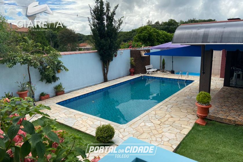 Sobrado &agrave; venda - 300m&sup2; - JARDIM GISELA