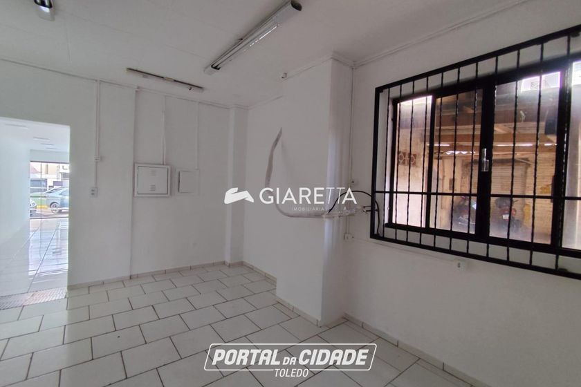 Sala Comercial para alugar - 68m&sup2; - CENTRO