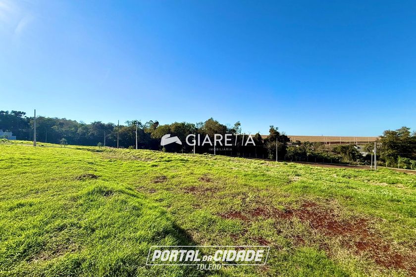 Terreno &agrave; venda - 354m&sup2; - JARDIM PANORAMA