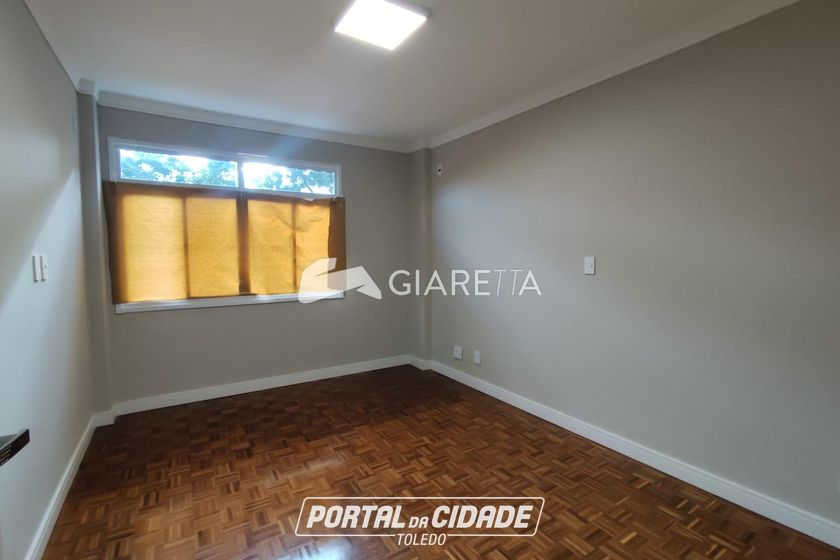 Apartamento para alugar - 153m&sup2; - CENTRO