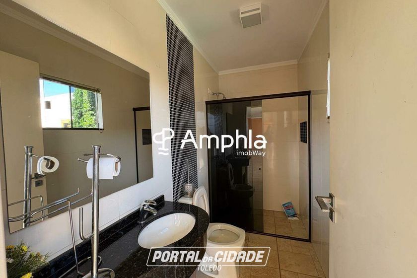 Sobrado &agrave; venda - 390m&sup2; - Neva