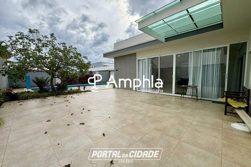 Casa &agrave; venda - 300m&sup2; - FAG