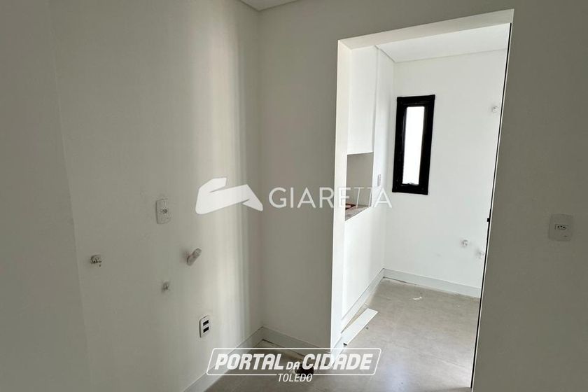 Apartamento &agrave; venda - 105m&sup2; - CENTRO