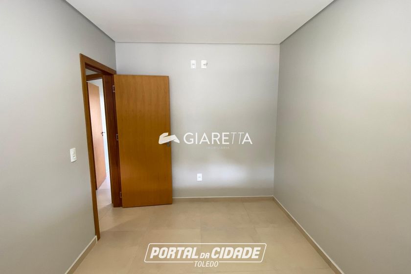 Casa &agrave; venda - 121m&sup2; - JARDIM PANCERA