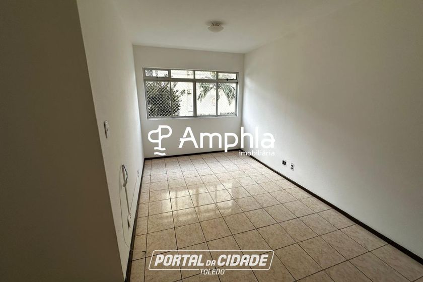 Apartamento &agrave; venda - 74m&sup2; - Centro