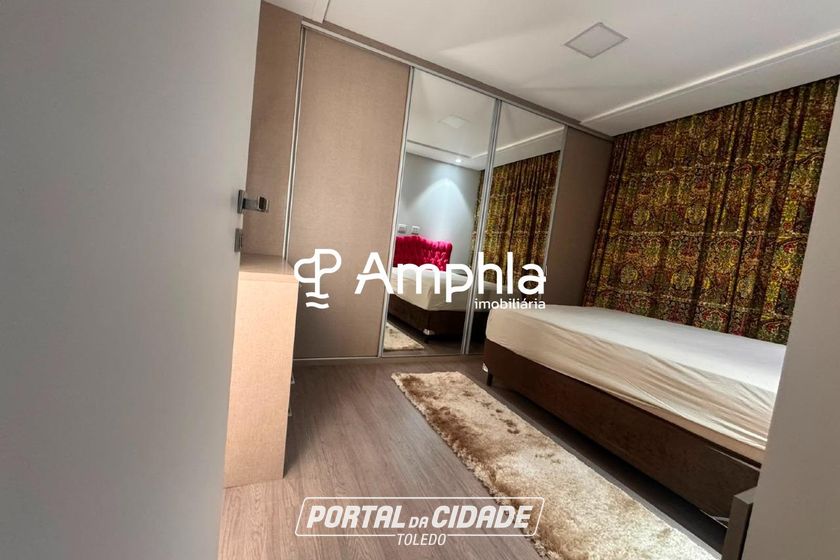 Apartamento &agrave; venda - 250m&sup2; - Centro
