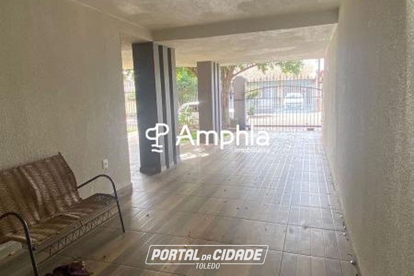 Sobrado &agrave; venda - 428m&sup2; - Vila Industrial