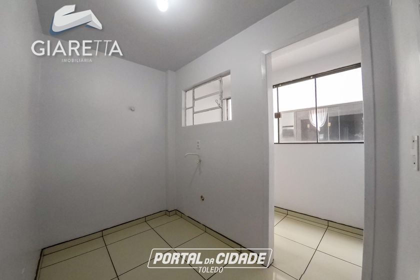 Apartamento para alugar - 49m&sup2; - CENTRO