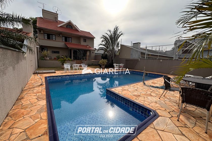 Sobrado para alugar - 257m&sup2; - JARDIM LA SALLE