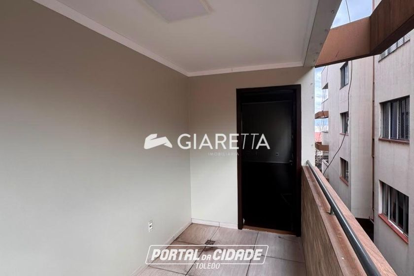 Apartamento para alugar - 122m&sup2; - CENTRO