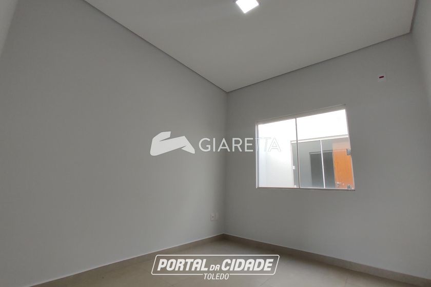 Casa para alugar - 88m&sup2; - JARDIM PANCERA