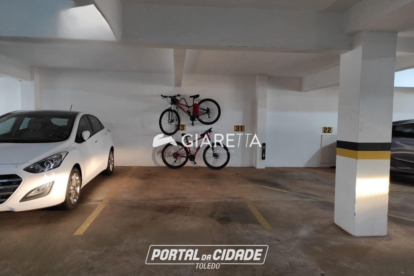 Apartamento &agrave; venda - 183m&sup2; - CENTRO