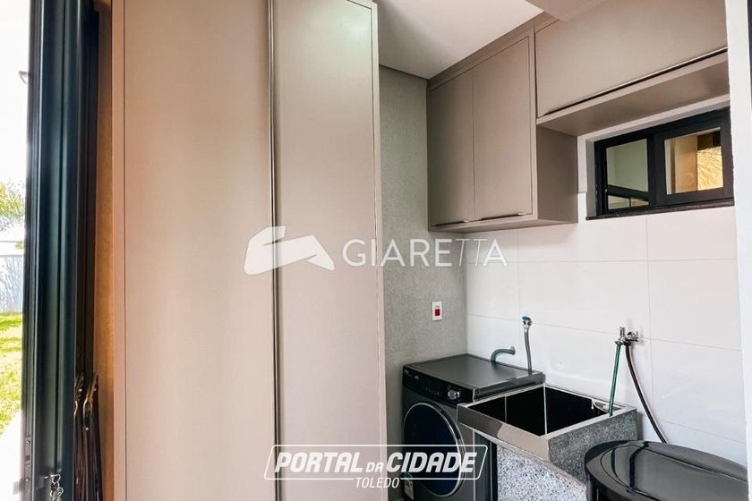 Casa &agrave; venda - 160m&sup2; - JARDIM GISELA