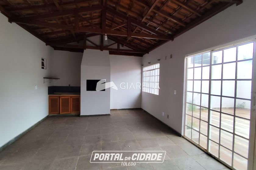 Sobrado para alugar - 205m&sup2; - JARDIM LA SALLE