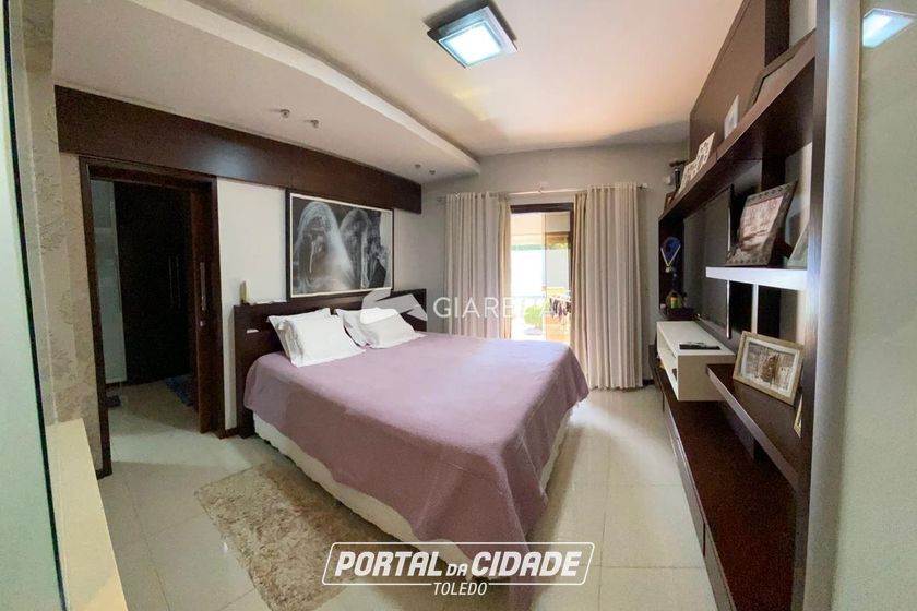 Casa &agrave; venda - 214m&sup2; - CENTRO