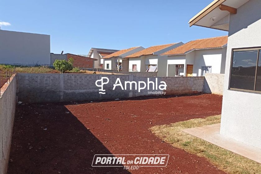 Casa &agrave; venda - 70m&sup2; - Centro