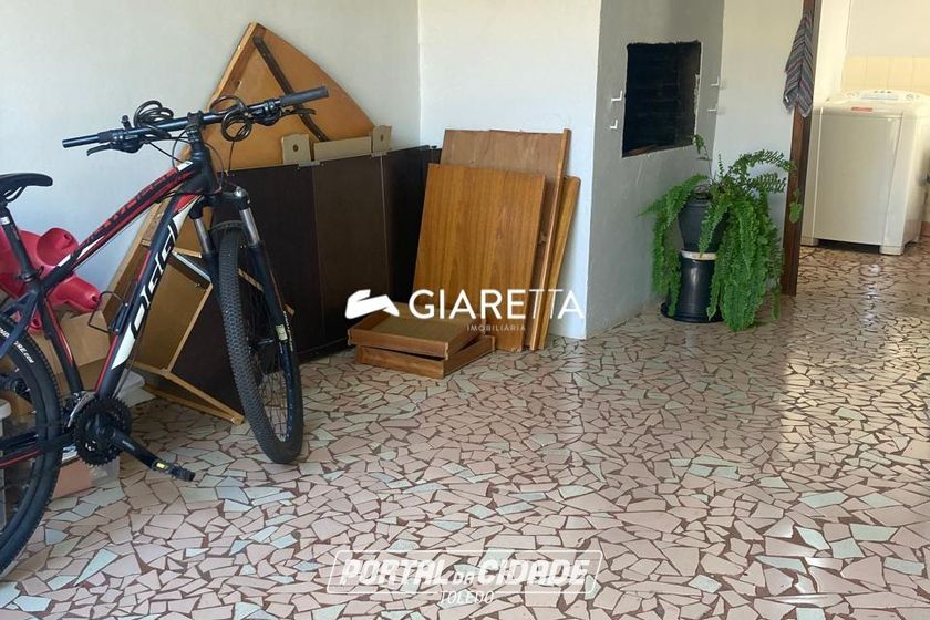 Casa para alugar - 141m&sup2; - CENTRO