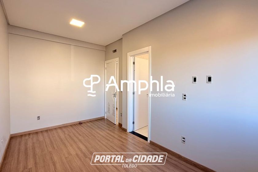 Sobrado &agrave; venda - 154m&sup2; - Recanto Tropical