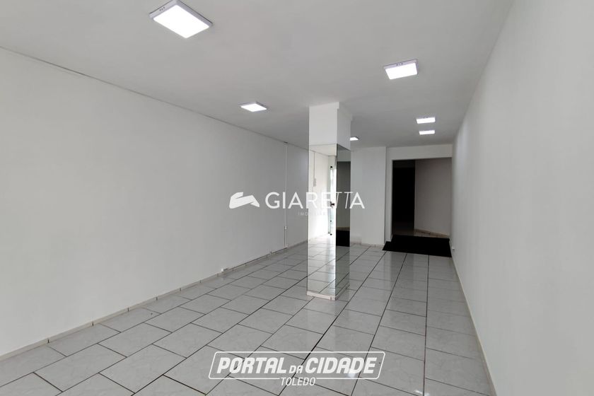 Sala Comercial para alugar - 68m&sup2; - CENTRO