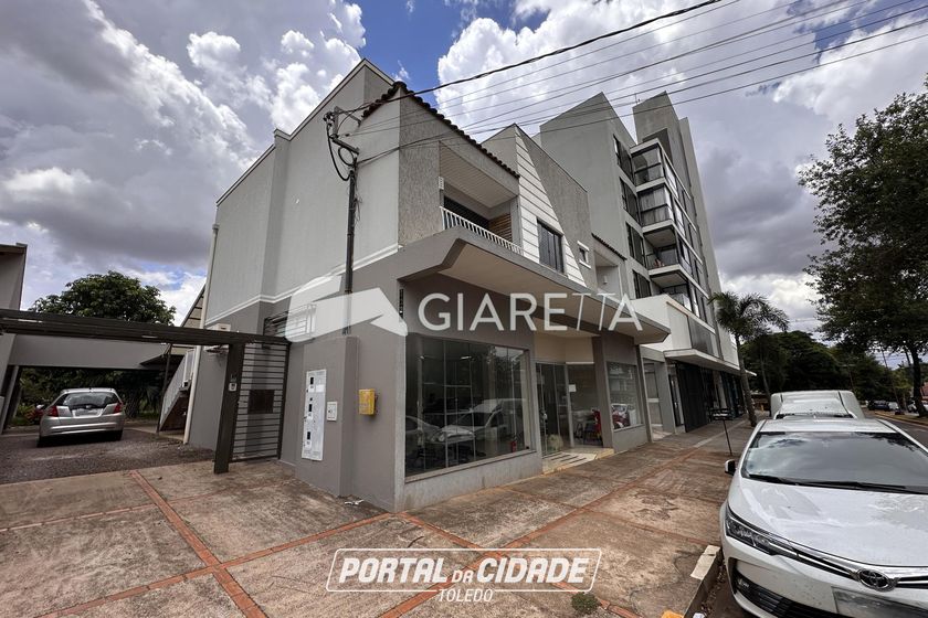 Sala Comercial &agrave; venda - 330m&sup2; - JARDIM GISELA