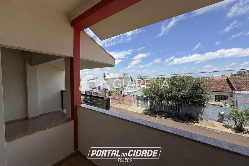Sobrado &agrave; venda - 279m&sup2; - JARDIM S&Atilde;O FRANCISCO