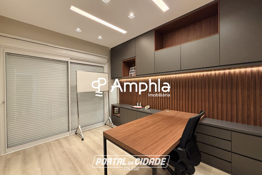 Sobrado &agrave; venda - 348m&sup2; - Maria Luiza