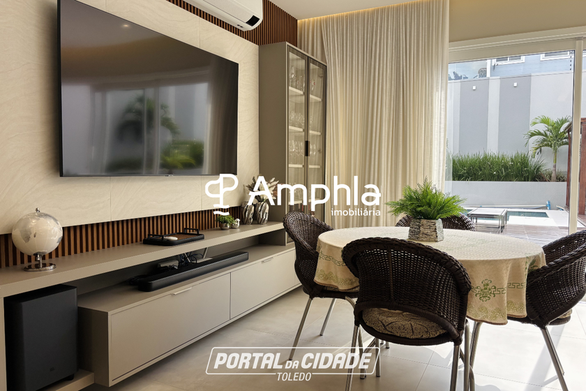 Sobrado &agrave; venda - 348m&sup2; - Maria Luiza