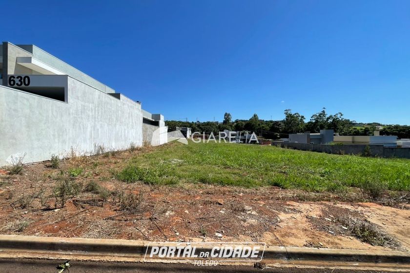 Terreno &agrave; venda - 360m&sup2; - JARDIM PANCERA