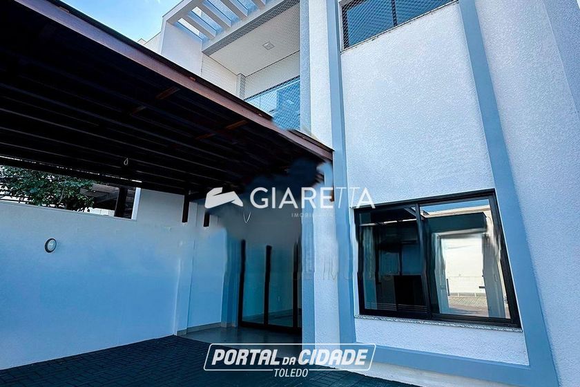 Sobrado &agrave; venda - 110m&sup2; - JARDIM PANCERA