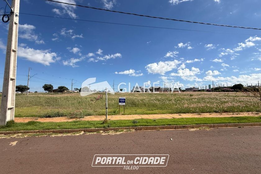 Terreno &agrave; venda - 360m&sup2; - VILA BECKER