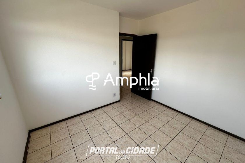 Apartamento &agrave; venda - 74m&sup2; - Centro