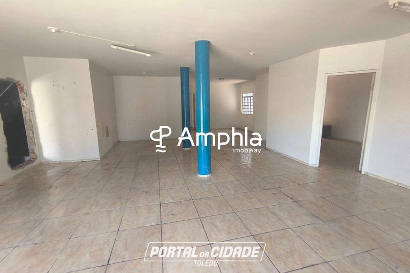 Sala Comercial &agrave; venda - 290m&sup2; - Santa Cruz