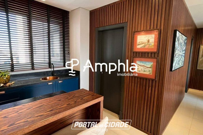Apartamento &agrave; venda - 136m&sup2; - Centro